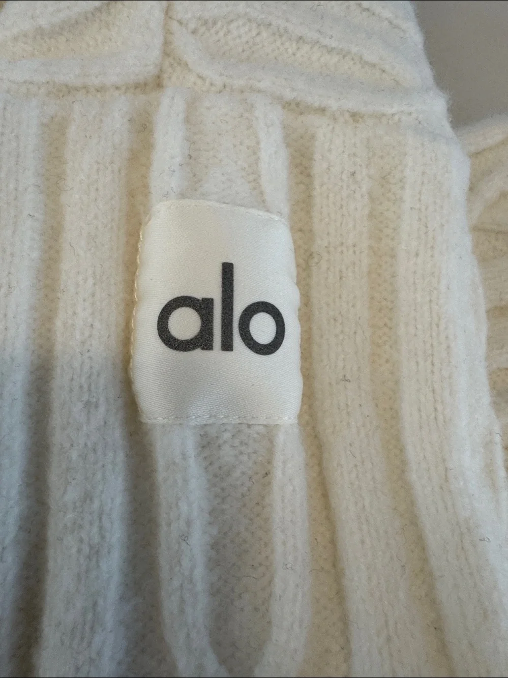 ALO Yoga Ivory Cable-Knit Open Cardigan